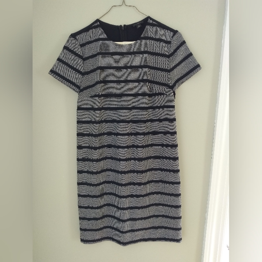 Business casual dress